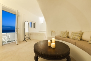 Kamares Apartments Fira Santorini