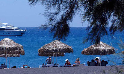 Perivolos Beach